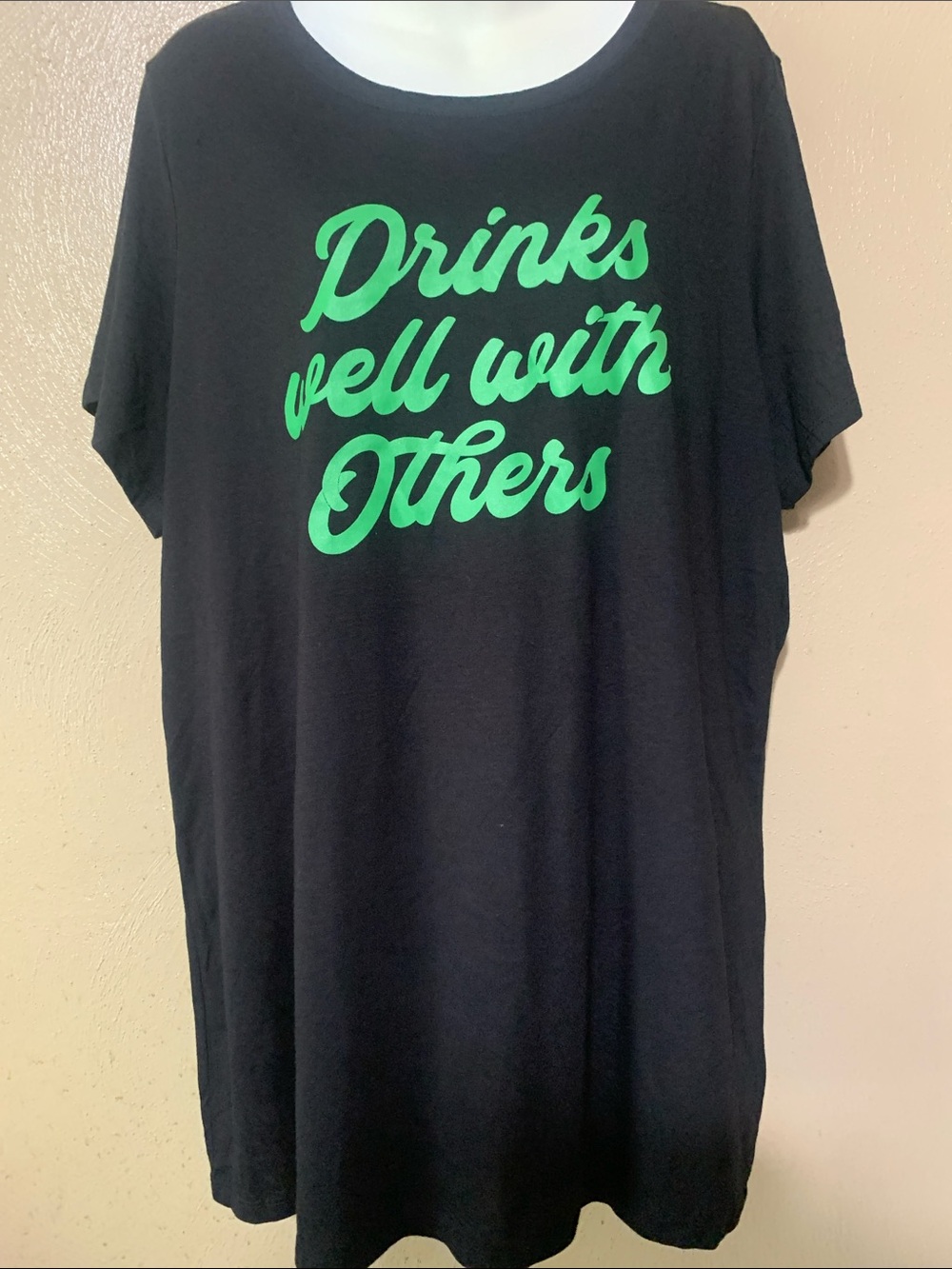 Torrid 3X Black Short-Sleeve Tee with Green Drinks Well With Others NWOT